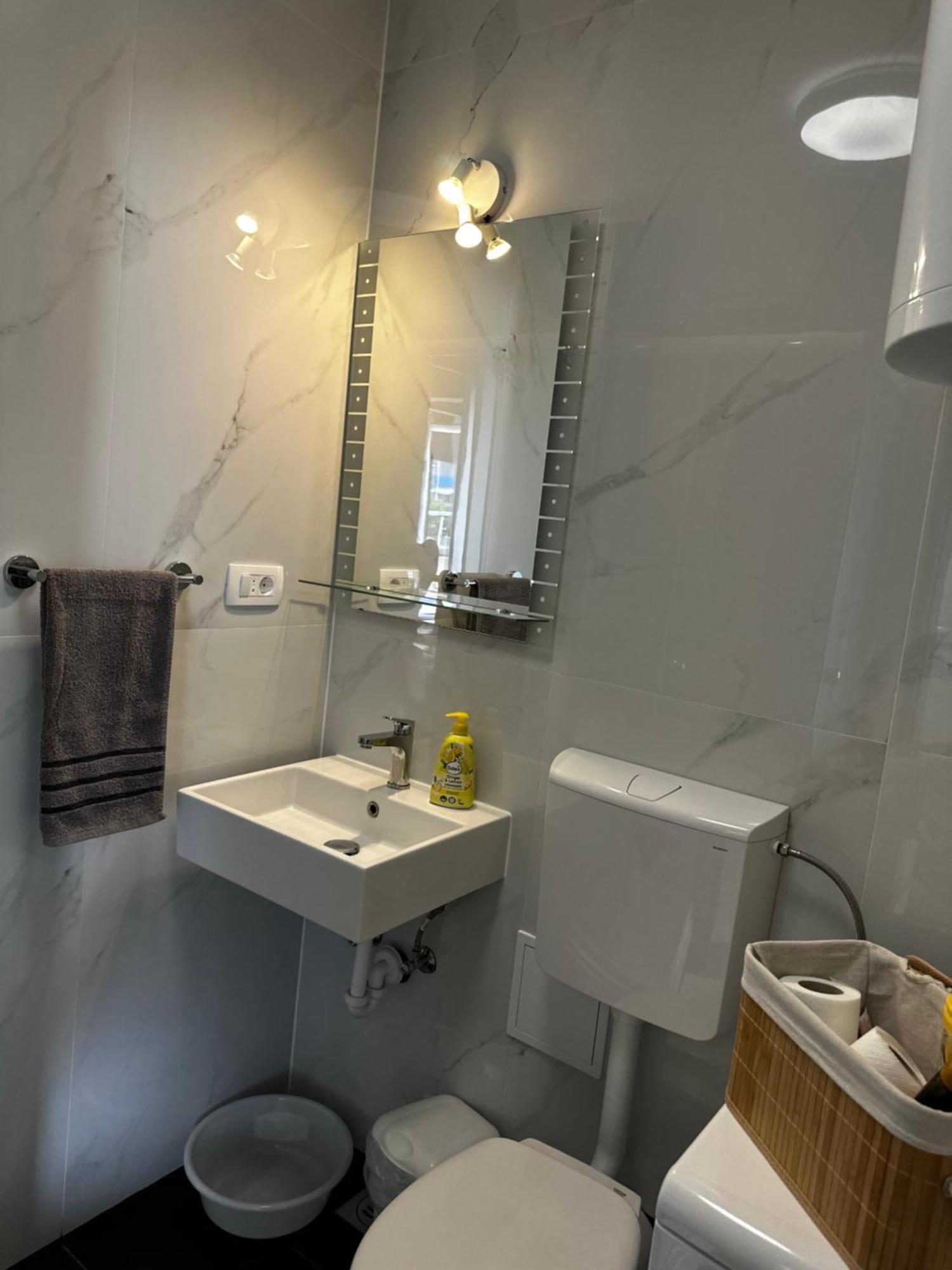 Apartman Fox Сплит Екстериор снимка